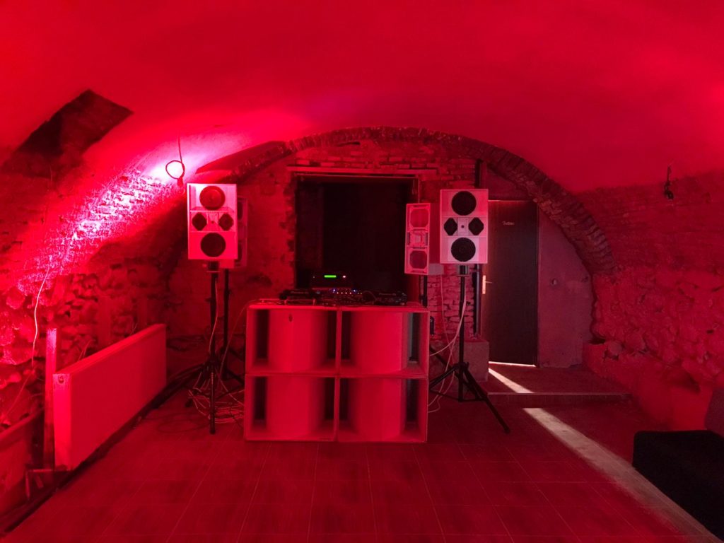 Club Aqua SibiuRomania Kannonaudio カンノンオーディオ ジャパン